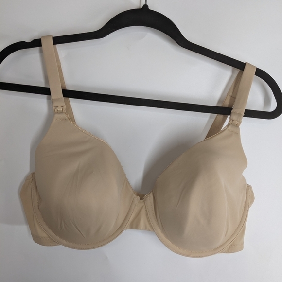 Motherhood Other - MOTHERHOOD Underwire Padded Nursing Bra